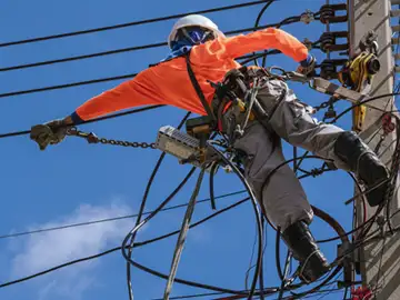 Tower Construction & Maintenance